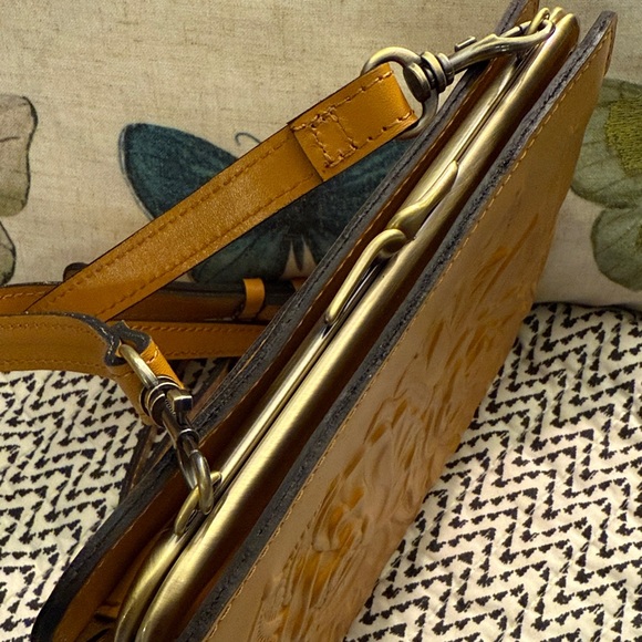 Patricia Nash Mango “Evangeline”Floral Embossed Crossbody/chain handle Bag NIB - Picture 5 of 16